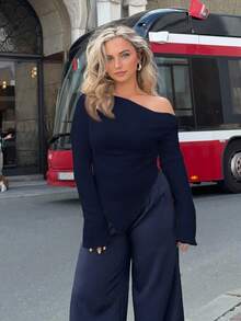 Jeta Ari Camiseta con cuello asimétrico y ribete de lechuga, estilo Y2K grunge - Azul Marino - Ver 5