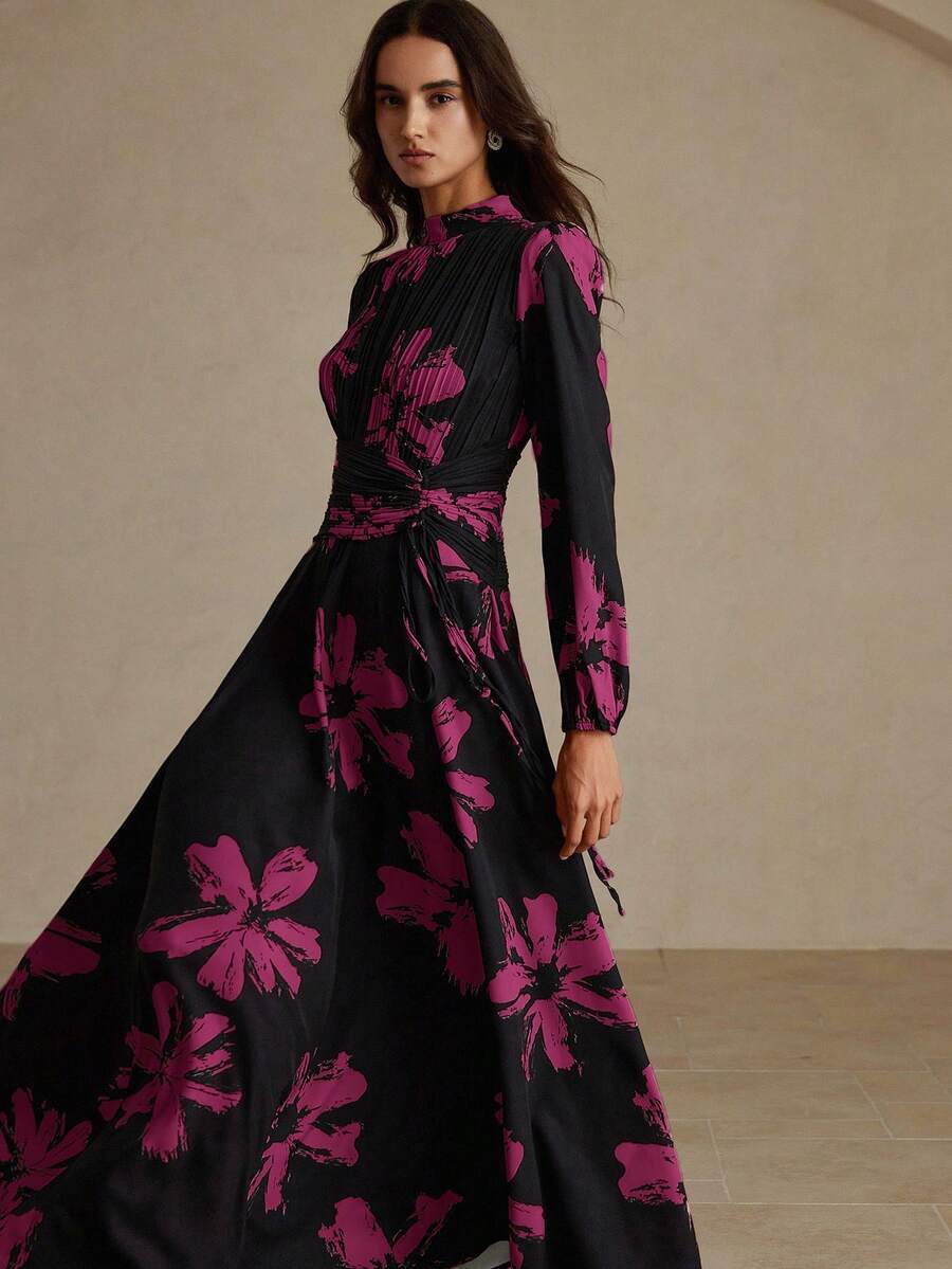 Revavyn 优雅印花高领连衣裙，胸部褶裥设计，抽绳腰带，喇叭形下摆，长袖 - 玫紅色 - 查看 1