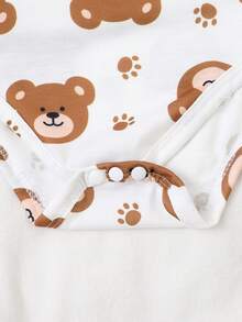 Bộ 2 món cho bé trai: Áo liền thân cổ tròn tay ngắn và quần yếm in chữ & hình gấu hoạt hình, kiểu dáng thường ngày, thích hợp mặc đi trong nhà. Bộ quần áo trẻ em unisex, màu nâu mocha, thương hiệu Mimi, và các thương hiệu khác như Baby Bear Clothes. - Nhiều màu - Xem 8