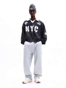 SUMWON 男士运动裤，黑色宽松版型 | 街头风 | INS 必备 | 休闲舒适 | 假日必备单品，这款黑色宽松版型运动裤采用优质面料制成，舒适透气，可轻松搭配任何运动或休闲服饰。简约设计使其成为各种场合的理想之选。 - 灰色 - 查看 7