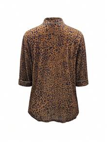 EMERY ROSE Áo sơ mi nữ cổ điển họa tiết da báo cài một hàng khuy - Cà phê nâu - Xem 2