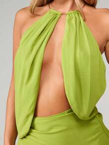MISSGUIDED Halter Neck Draped Cutout Maxi Dress With Gold Bar Detail Summer Evening Party Formal Occasion Wear - Green - View 5