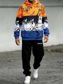 SHEIN Bộ đồ hoodie và quần nỉ in họa tiết hoạt hình đường phố dành cho bé trai tuổi teen, thích hợp mặc đi làm, đi học, mặc thường ngày, thể thao, mùa thu/đông, quần áo anime cho bé trai, bộ đồ thể thao anime cho bé trai, áo hoodie và quần nỉ 2 món cho bé trai tuổi teen, bộ hoodie và quần nỉ anime, thời trang đường phố - màu đen - Xem 1
