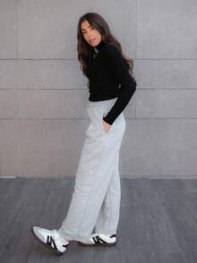 Hitanina Celana Jogger Wanita Polos Model Lurus Longgar dengan Kantong dan Tali Serut di Pinggang, Celana Jogger Wanita Musim Gugur - Grey - View 6