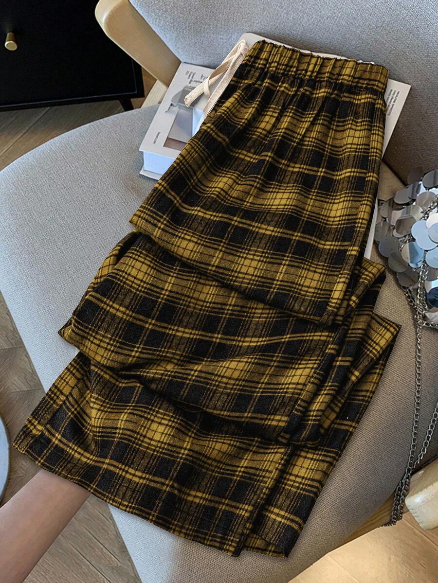 SHEIN Essnce 大码女装春秋季时尚休闲宽松舒适日常百搭红色格子弹力腰阔腿裤，女式下装，返校季，宽松裤，秋季穿搭 - 黃色 - 查看 1