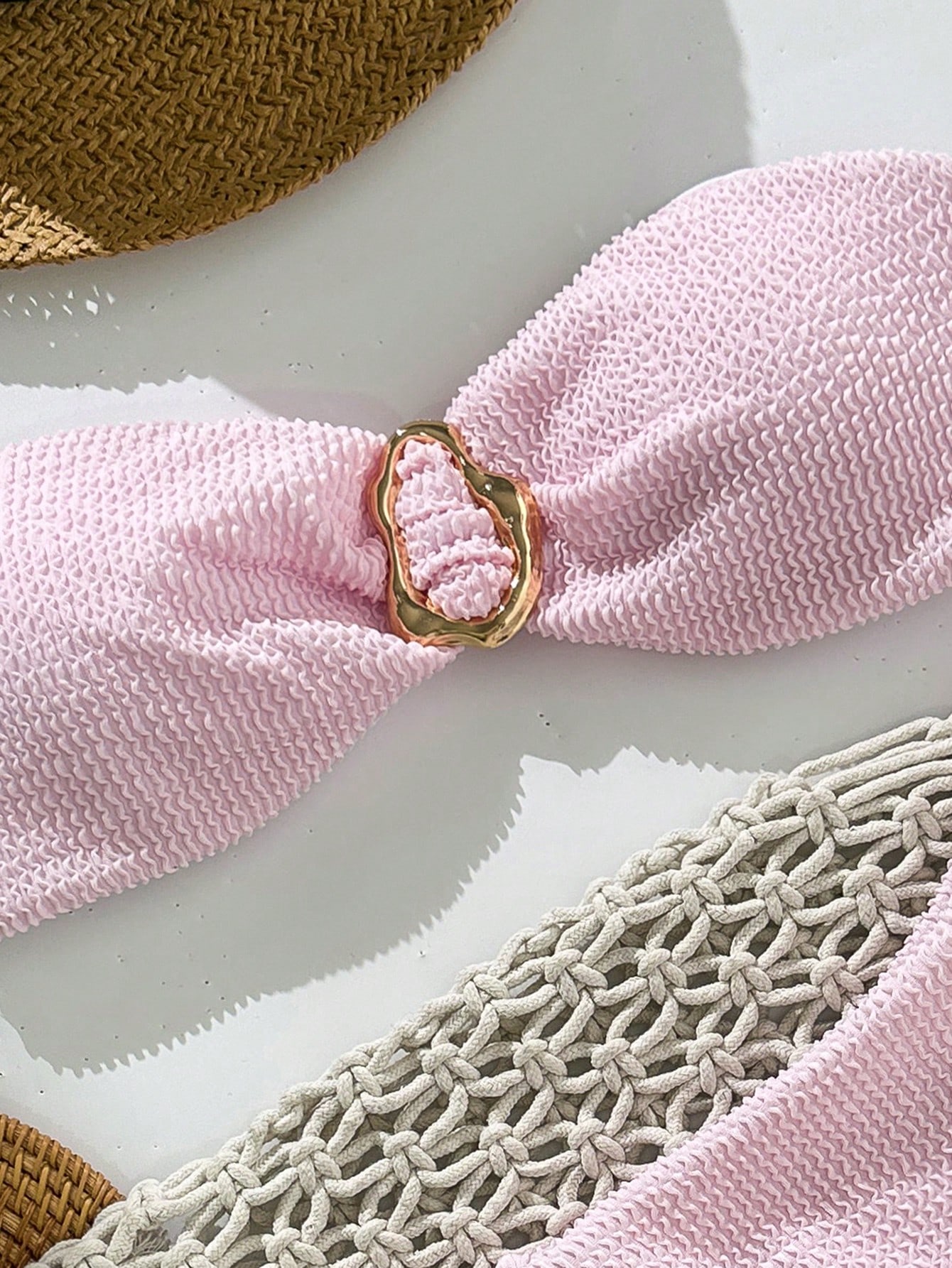 Swim Chiccia Conjunto de Maiô Bikini Sexy com Decor Metálico, Tecido Jacquard de Cor Sólida, Tomara que Caia, Roupas de Praia de Verão para Mulheres - Rosa chiclete - Visão 5