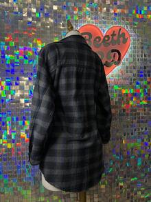 Chaqueta casual de mujer con estampado de cuadros de manga larga cuello con botones y bajo - gris y azul - Ver 4