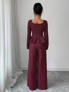 SHEIN Elenzya 秋冬新款加厚斜纹软呢银线两件套，法式浪漫优雅女士设计，分领腰部荷叶边下摆长袖开衫+高腰直筒裤，适合独立日穿着 - 酒紅色 - 查看 2