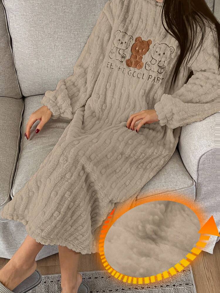 Plush Bear Embroidery Pattern Coral Fleece Long Sleeve Loose Nightgown, Women Autumn/Winter Sleepwear Dress