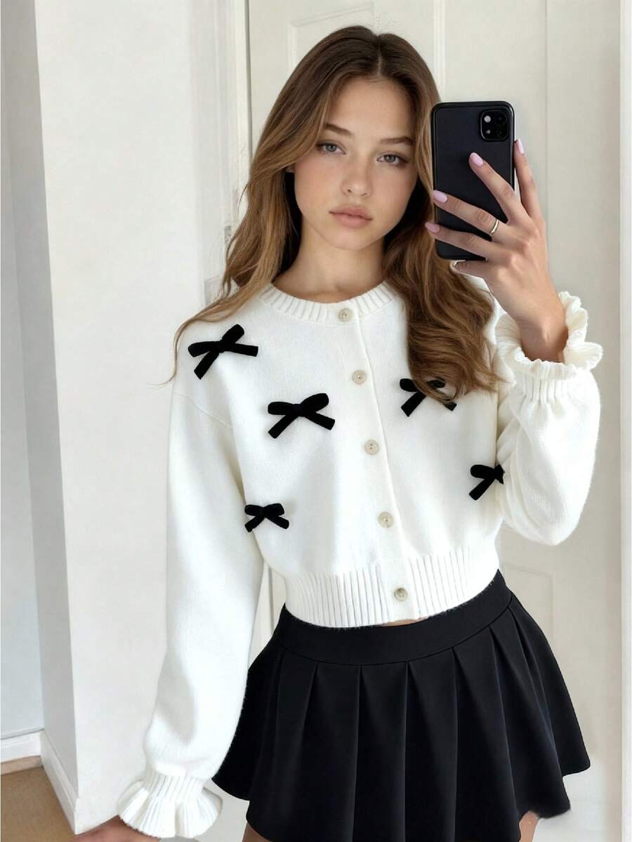 少女Y2K甜美蝴蝶结复古针织毛衣，休闲百搭，适合返校季和秋冬季穿着。