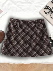 Franclia Korean Style Brown Retro Plaid Brushed High-Waisted Slimming Skirt, Retro Preppy Style, Versatile A-Line Mini Skirt For Women. Winter For Women, Christmas, New Year , For New Year's Eve, Party, Beach, Elegant, Casual For Women, Romance, Valentine's Day, Dating, Graduation Season Attire, Fashionable Casual Commuter Wear, Business Office Wear, Versatile And Stylish Everyday Casual Wear, Urban Teacher's Professional Attire - Multicolor - View 2