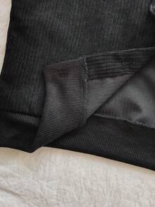 Vintaside Kids 男婴/幼儿秋冬立领长袖时尚高端衬衫搭配百搭休闲裤套装，适合居家休闲、温和天气户外活动、家庭聚会等场合。 - 黑色 - 查看 6