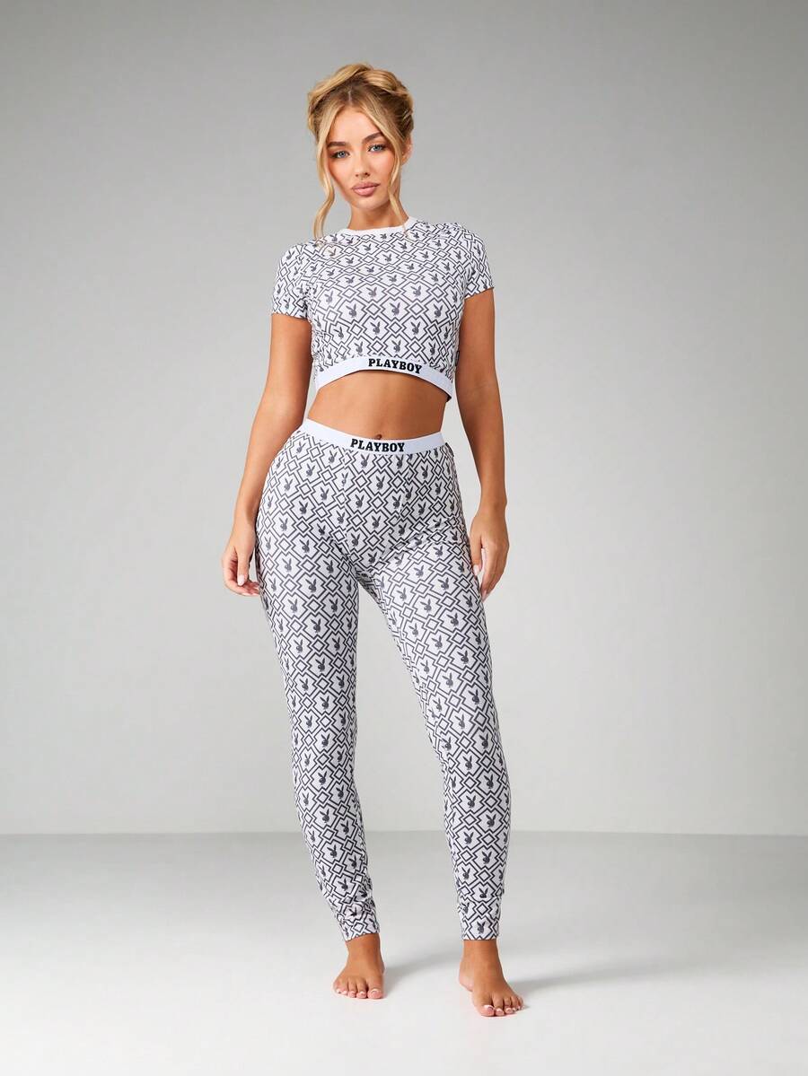 Missguided x Playboy Logo Print Short Sleeve Crop Top And High Waist Legging Lounge Co-Ord Set With Geometric Pattern Design - Multicolor - View 1
