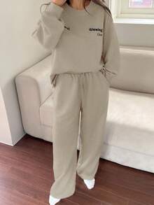 DAZY Women's Letter Print Decoration Loose Fit Sweatshirt Pajama Set, Autumn/Winter - Khaki - View 5