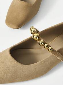 MOTF PREMIUM Giày lười đế bằng đính hạt da lộn dành cho nữ - Màu be - Xem 6