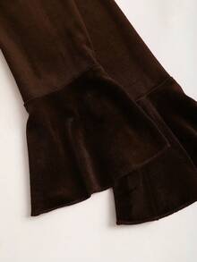 Sweetra Autumn/Winter New Sexy Off-Shoulder Spaghetti Strap Fitted Flare Sleeve Burgundy Velvet Holiday Party Dress - Chocolate Brown - View 3