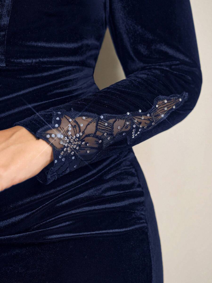 SHEIN Clasi Gaun Pesta Elegan Lengan Panjang Berenda dengan Hiasan Berlian Imitasi dan Detail Kerut untuk Wanita Ukuran Plus - Navy Blue - View 1