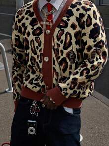 Manfinity EMRG 男士时尚豹纹纽扣开衫，秋冬款