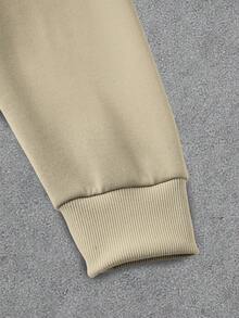 Manfinity Homme Set di felpa girocollo a maniche lunghe e pantaloni stampati minimalisti da uomo