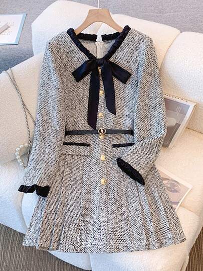 SHEIN Franclia 女士优雅荷叶边下摆褶饰迷你连衣裙，适合通勤