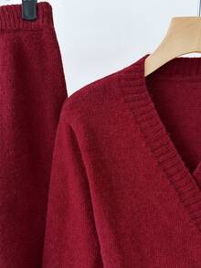 GlowEve Áo khoác cardigan dệt kim bất đối xứng cổ chữ V tay dài thắt nút phía trước cạp cao dáng chữ A midi có viền đuôi cá, rủ và ôm sát, đa năng để mặc hàng ngày Bộ áo len dệt kim 2 món dành cho nữ, phù hợp cho nhiều dịp - Màu Đỏ Sâu - Xem 5