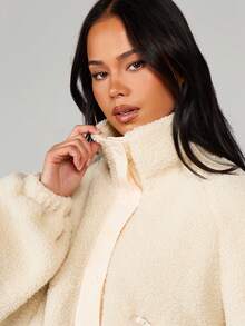 MISSGUIDED Áo khoác Sherpa Borg cài nút cỡ lớn, cổ cao và túi khóa kéo, thích hợp mặc nhiều lớp vào mùa thu đông - Màu be - Xem 4