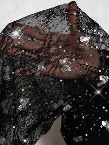 SHEIN LUNE Áo kiểu dáng thanh lịch dành cho nữ cỡ lớn, chất liệu ren xuyên thấu, tay phồng, đính sequin, màu đen, kiểu dáng thường ngày, ID AI-Adha, thích hợp cho ngày Valentine hoặc kỳ nghỉ xuân. - màu đen - Xem 8