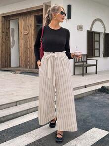 SHEIN Frenchy Pantalones anchos de talla grande para mujer con cordón, estilo casual y de rayas sueltas - Multicolor - Ver 1