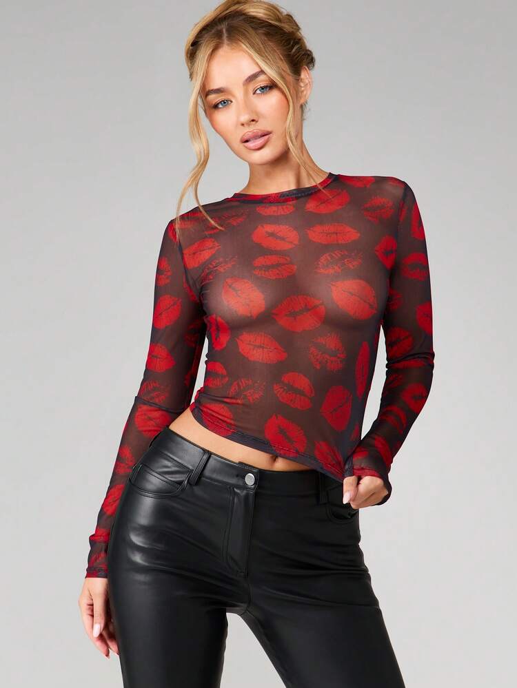 MISSGUIDED Krótki top z siateczki Kiss Print z długim rękawem i wzorem czerwonych ust, idealny na co dzień, na jesień i zimę