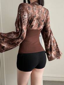 DAZY 女士V领撞色腰身复古花卉图腾印花蝙蝠袖优雅衬衫 Y2k - 棕色 - 查看 4