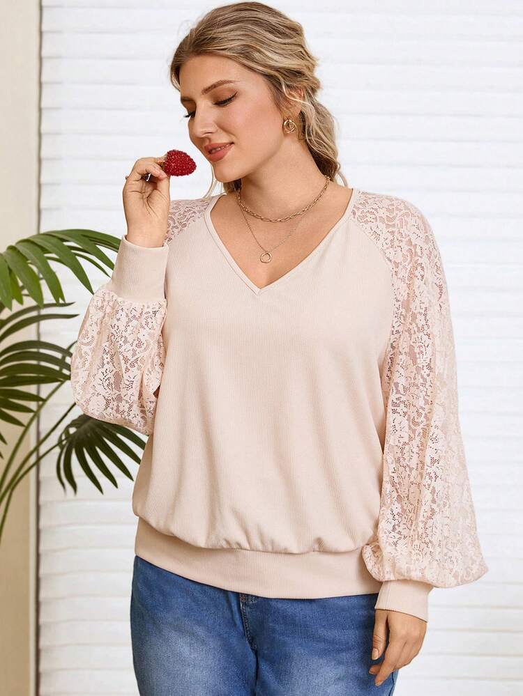 Plus Size Elegant Commuter Solid Color Lace Patchwork T-Shirt, Autumn