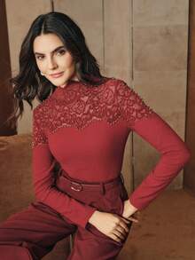Anewsta Élégant T-shirt femme à manches longues en dentelle, col rond ajusté - Rouge - Voir 3
