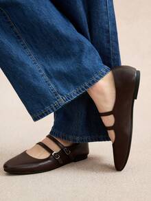 Rosivie 2026夏季新款法式方头百搭黑色镂空编织单带低帮透气舒适平底女鞋 - 棕色 - 查看 6