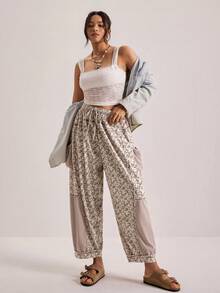 Freevana 大码女式花卉拼接宽松长裤，四季皆宜 - 卡其色 - 查看 3