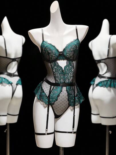 SHEIN Conjunto de 4 piezas de body con encaje y aros, y accesorios, para salir