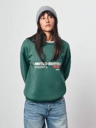 SURIMA Casual Green Minimalist Star Pattern Crew Neck Loose Fit Thick Sweatshirt For Women