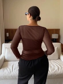 Dripcurv 大码女式船领长袖波点透视修身衬衫 - 棕色 - 查看 2