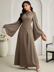 Veilorie 女士纯色立领褶裥优雅长袖阿拉伯连衣裙 - 摩卡棕 - 查看 4