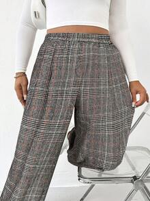 SHEIN Essnce Calça Pantalona Retrô Marrom Xadrez Quente de Cintura Elástica Larga para Mulheres Plus Size, Casual e Confortável para o Dia a Dia, Roupas de Inverno Femininas - Multicolorido - Visão 1
