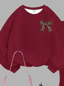 SHEIN Leap Crew Ensemble 2 pièces décontracté pour jeunes filles : sweat-shirt ample à col ras-du-cou avec graphique lettrage et pantalon évasé, imprimé nœud léopard vintage doux, rouge framboise - Multicolore - Voir 4