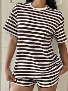 SHEIN EZwear 2 pièces/set Chemise à col rond manches courtes rayée noir et blanc décontractée et shorts pour l'été - Tabac - Voir 3