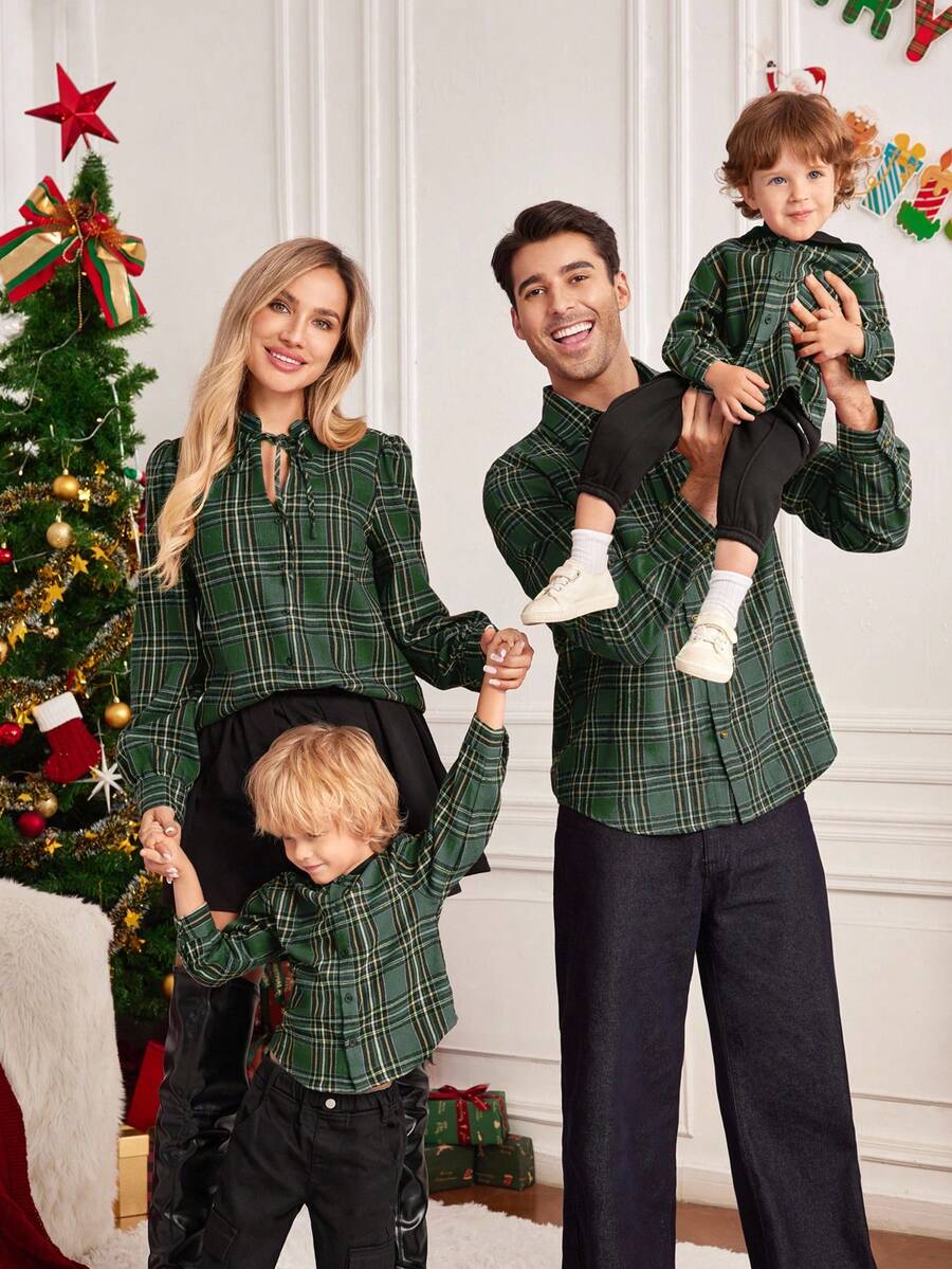 Manfinity RelaxMax 男士格子印花口袋前开襟纽扣休闲长袖衬衫 - 綠色 - 查看 1