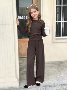 SHEIN Serisse Kids Tween Girls 纯咖啡色纹理针织侧褶紧身长袖 T 恤和阔腿裤两件套，基本款，日常款，适合返校 - 棕色 - 查看 5