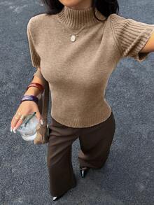 Siren Gaze 女士纯色高领短袖羊毛针织上衣，四季皆宜 - 杏色 - 查看 4