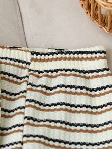 SHEIN Toddler Boys' Round Neck Long Sleeve Bear Graphic Striped Knit Casual Outfit, Spring/Autumn - Multicolor - View 8