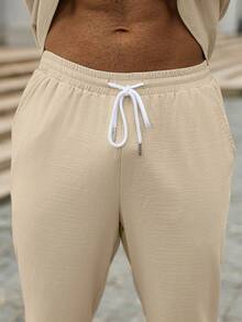 Manfinity Homme Men's Short Sleeve Wrinkled Fabric Blazer Collar + Drawstring Matching Pants Set, Perfect For Going Out & Gatherings, Essential For Successful Gentlemen, Great Gift For Husband