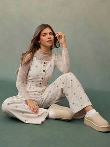 WESTFADE Quần yếm ống rộng thoải mái bằng vải nhung kẻ thêu hoa, thích hợp cho mùa thu, đông, phong cách boho, trang phục thường ngày kiểu miền Tây cho nữ, trang phục đi xem hòa nhạc đồng quê dễ thương, Halloween. - Màu be - Xem 4