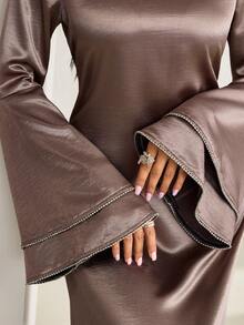 Veilorie Women's Elegant Solid Color Trumpet Sleeve Waist Cinched Long Dress, Spring/Autumn - Brown - View 1