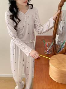 SHEIN 2件套少女柔软舒适弹力腰V领爱心图案休闲家居服套装，薰衣草色 - 粉色 - 查看 2