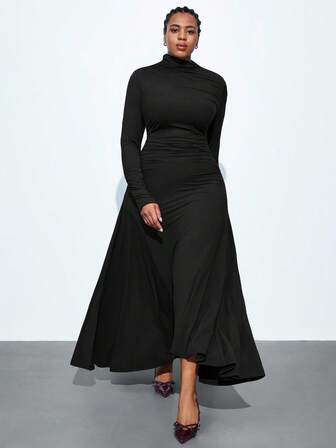 Maija Plusstorlek damklänning i svart, långärmad, rynkad och elegant bodycon-klänning, lämplig för helgdagar, pendling, business casual, sommar, alla hjärtans dag-fester och sammankomster